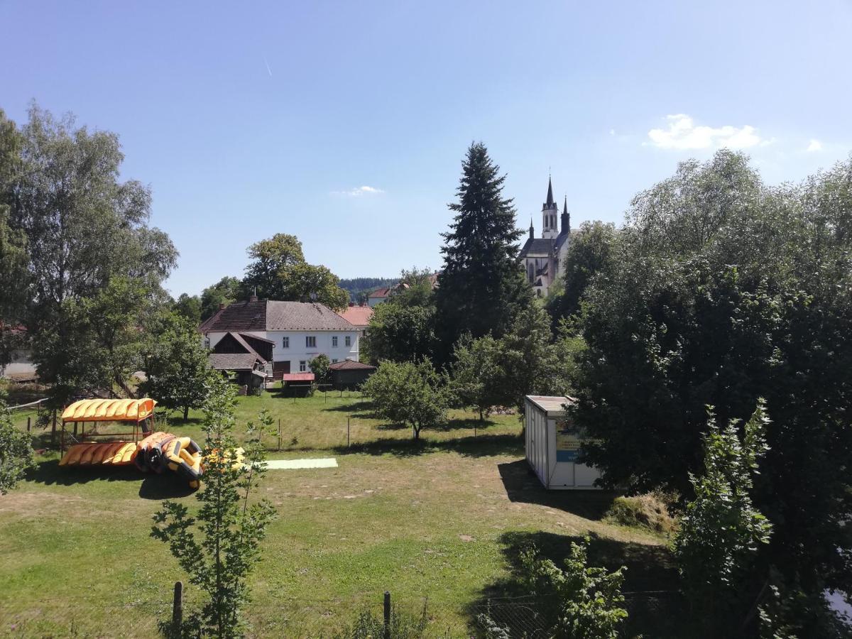 Dum U Reky Apartment Vyšší Brod Exterior foto